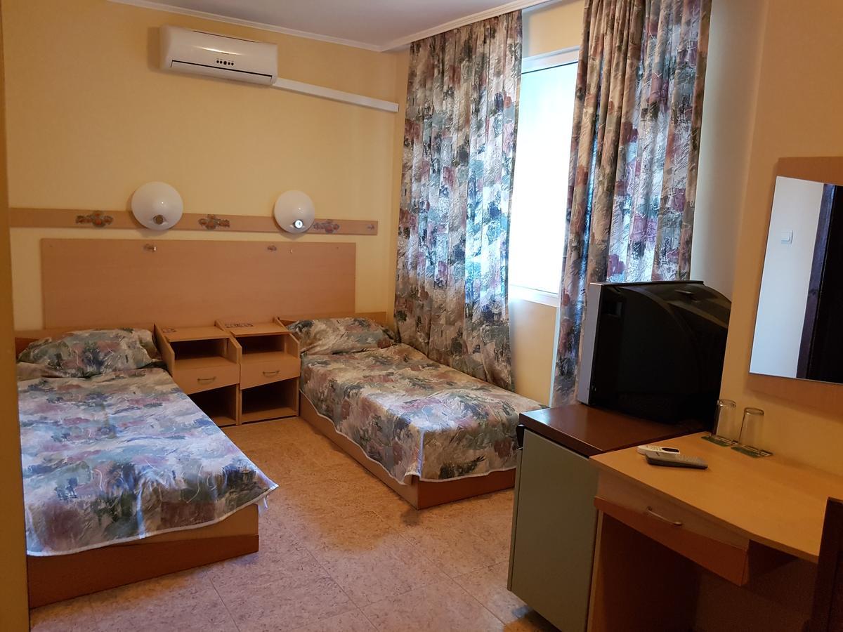 Krasi Hotel Ravda Extérieur photo